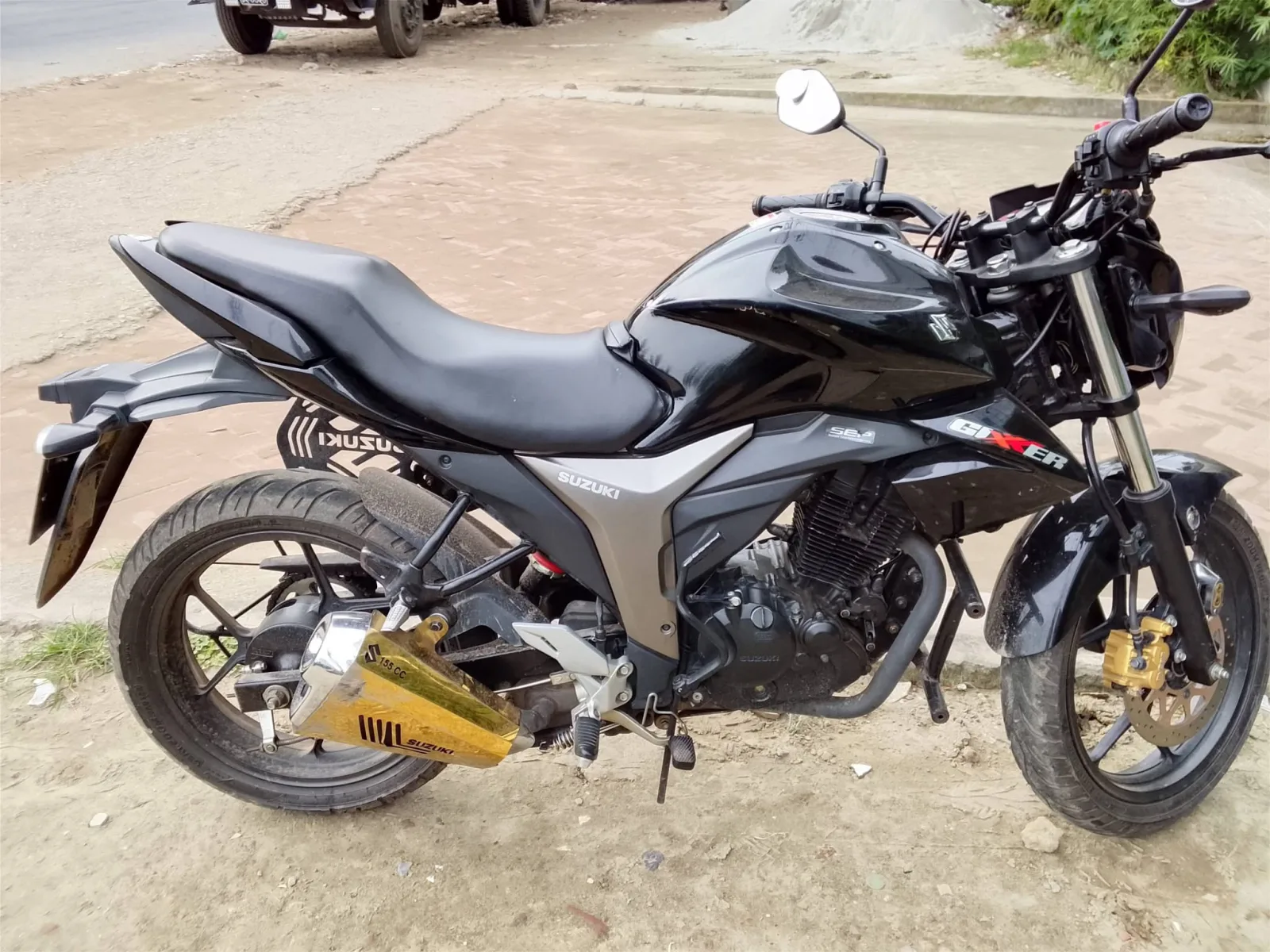 Suzuki Gixxer Monotone