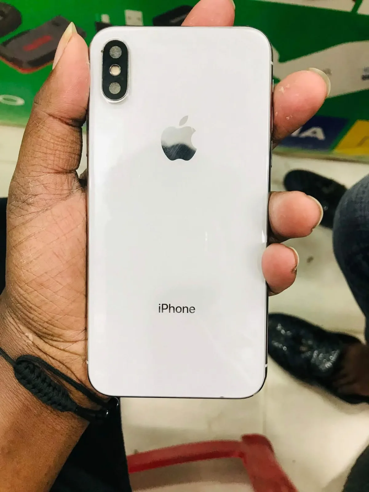 iPhone X